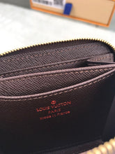 Load image into Gallery viewer, ZIPPY COIN PURSE
