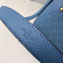 Load image into Gallery viewer, Montaigne BB Empreinte
