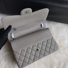 Load image into Gallery viewer, CC Flap Bag X Caviar Jumbo
