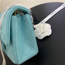 Load image into Gallery viewer, CC Flap Bag X Lambskin Mini
