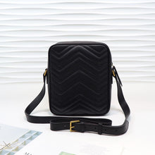 Load image into Gallery viewer, GG Marmont Shoulder Bag

