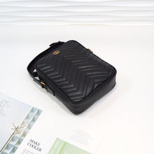 Load image into Gallery viewer, GG Marmont Shoulder Bag
