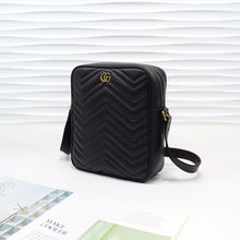 Load image into Gallery viewer, GG Marmont Shoulder Bag
