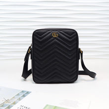 Load image into Gallery viewer, GG Marmont Shoulder Bag
